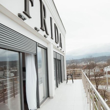 Gjakova Hotel & Restaurant Frida מראה חיצוני תמונה