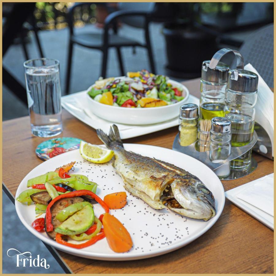 Gjakova Hotel & Restaurant Frida מראה חיצוני תמונה