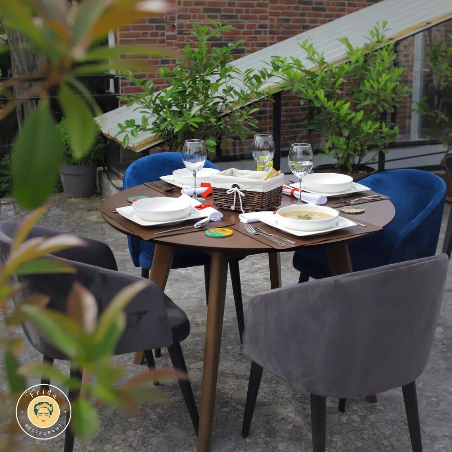 Gjakova Hotel & Restaurant Frida מראה חיצוני תמונה