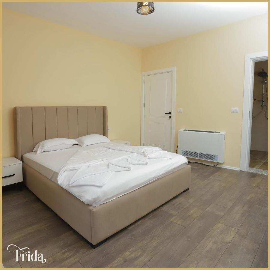 Gjakova Hotel & Restaurant Frida מראה חיצוני תמונה