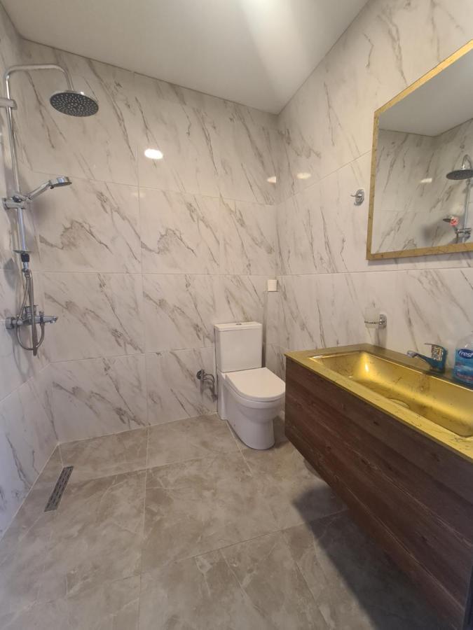 Gjakova Hotel & Restaurant Frida מראה חיצוני תמונה