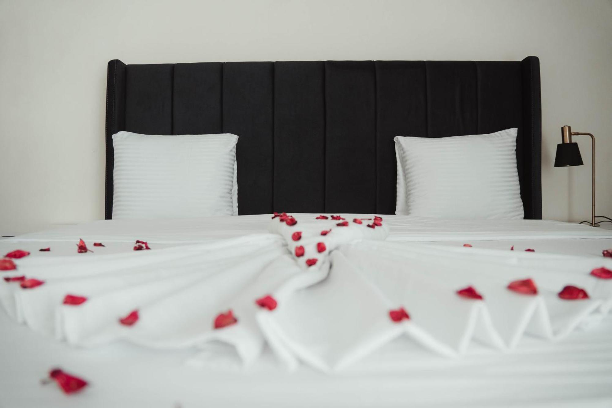 Gjakova Hotel & Restaurant Frida מראה חיצוני תמונה